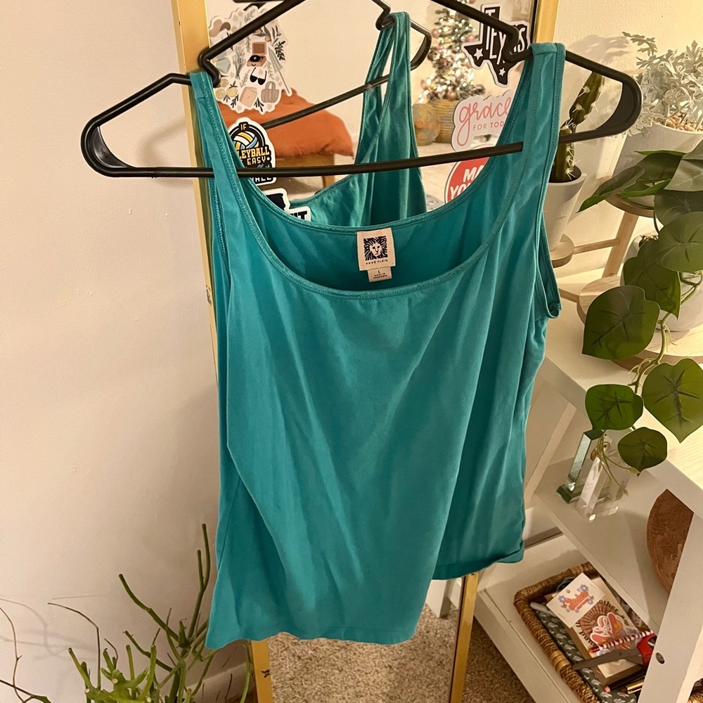 Anne Klein turquoise tank top